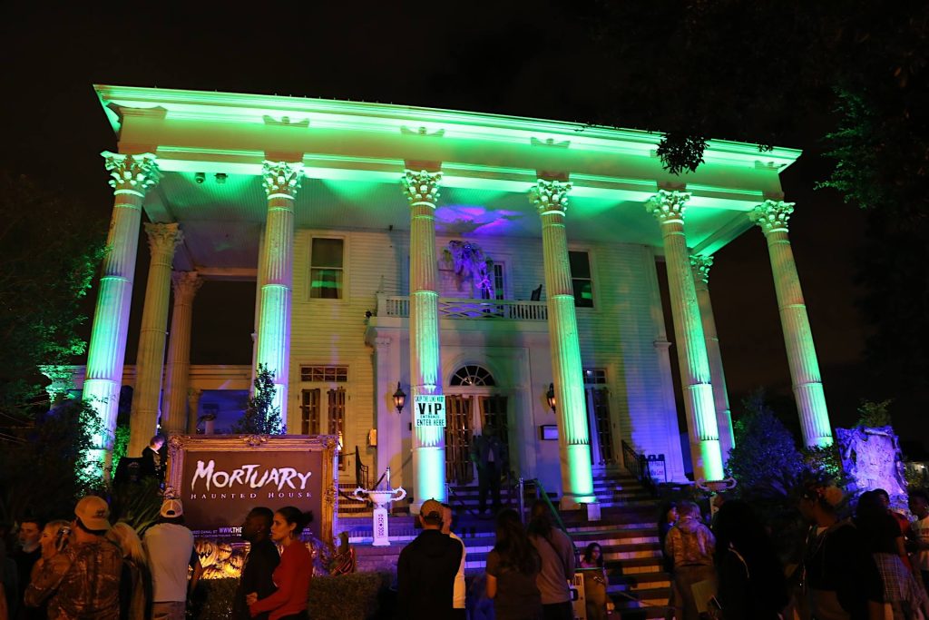 Best Haunted Houses in New Orleans and Nearby